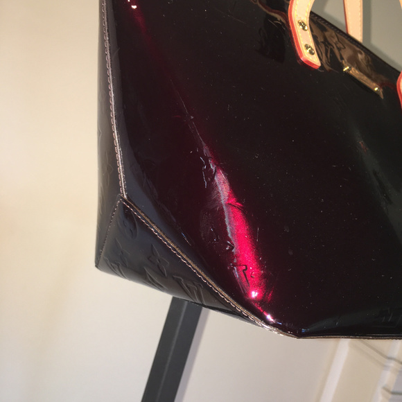 Louis Vuitton Bellevue PM in Amarante NEW - Picture 5 of 8